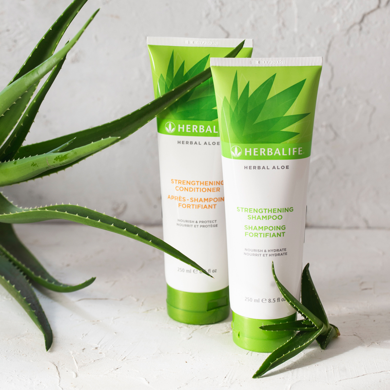 HERBAL ALOE بلسم مقوّي 250 mL